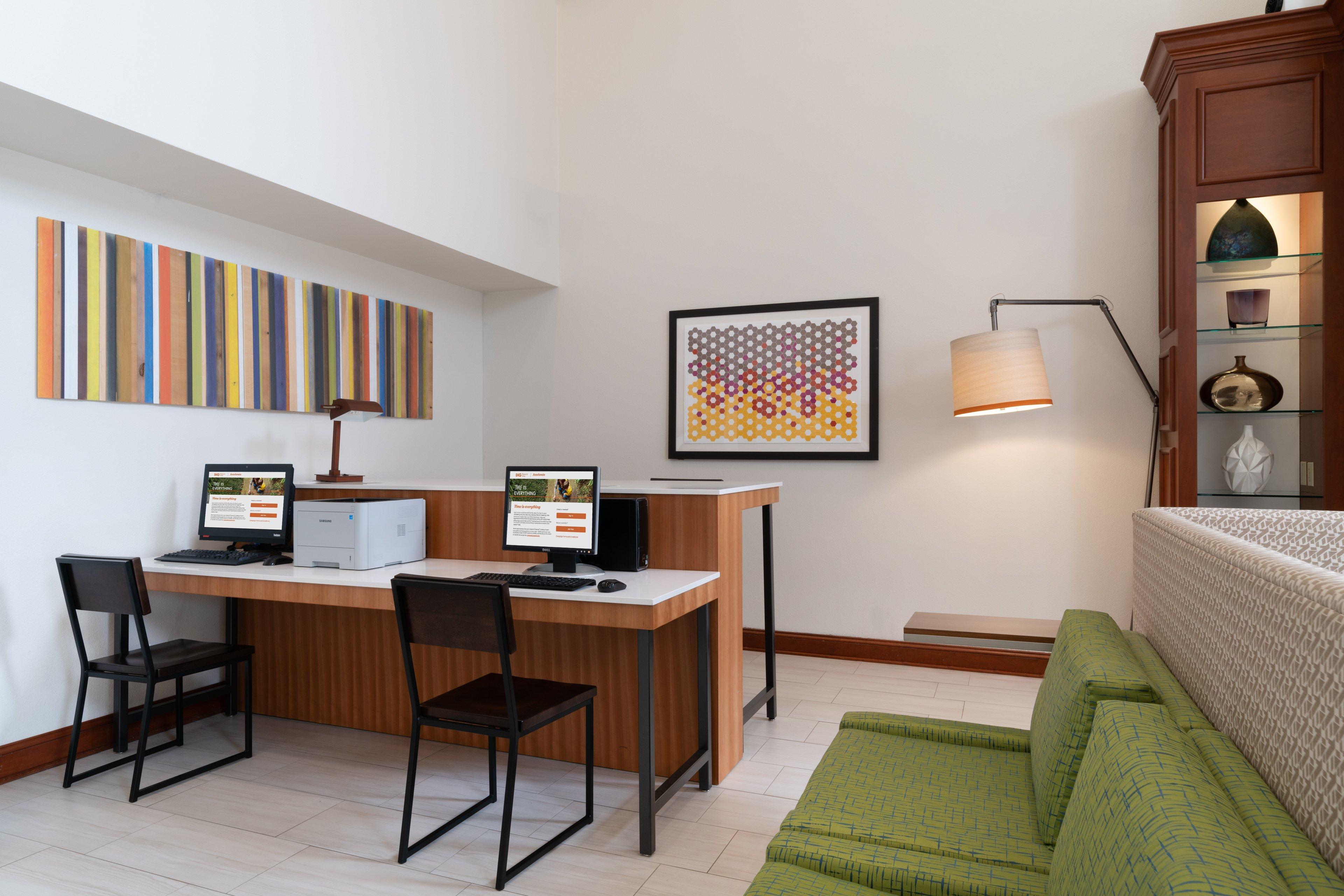 Holiday Inn Express Prince Frederick By Ihg Exterior foto